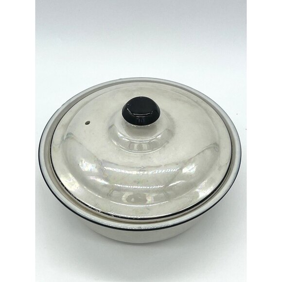 Lusterware Round Casserole Dish W/Lid, Made For Forman Bros. By The Hall China - Picture 4 of 6